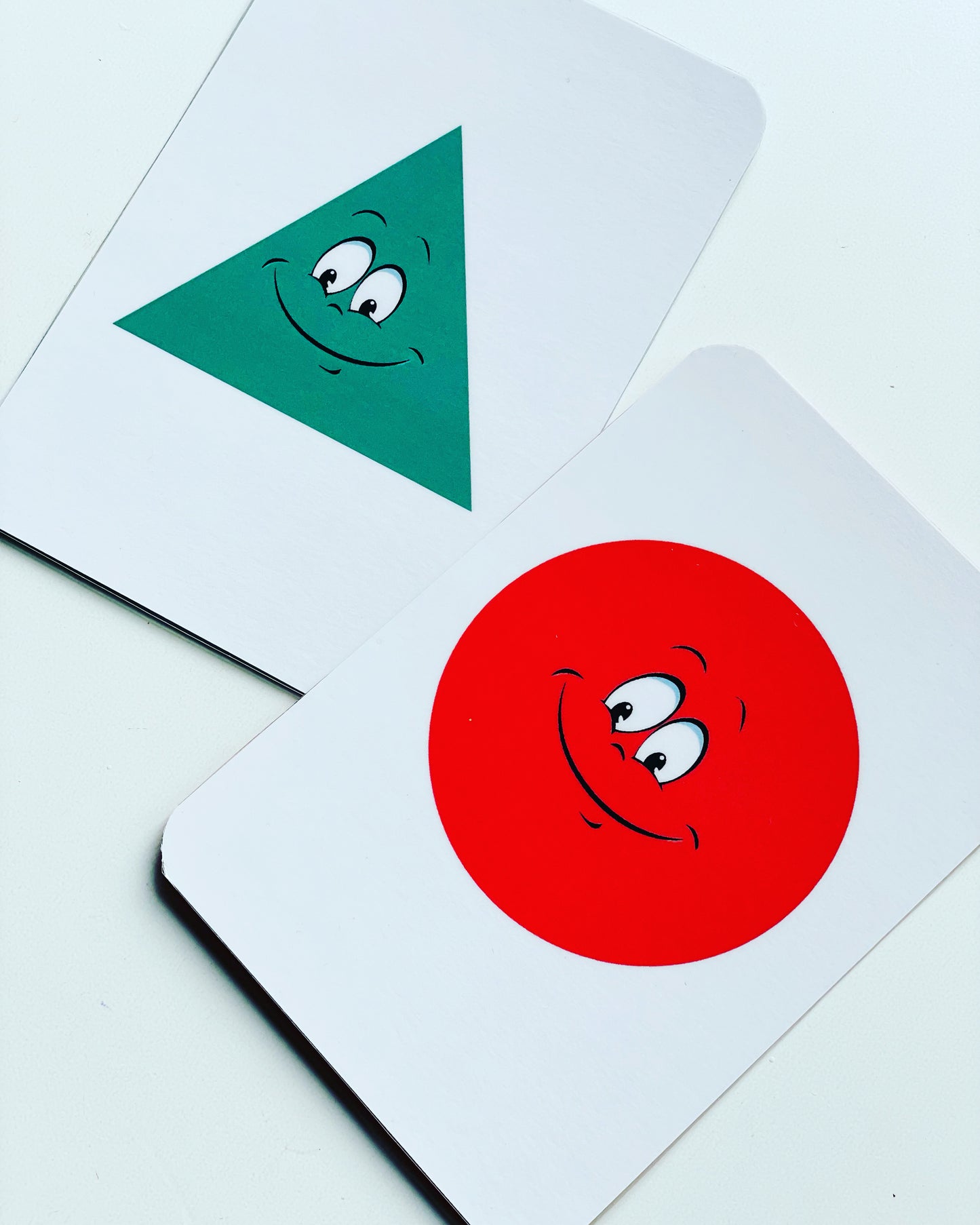 Colours & shapes flashcards